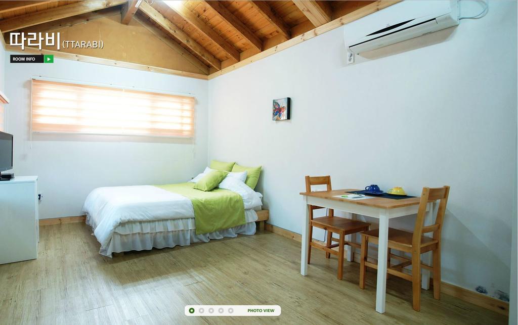Gotjawal Geomunoreum Pension Чеджу Екстериор снимка
